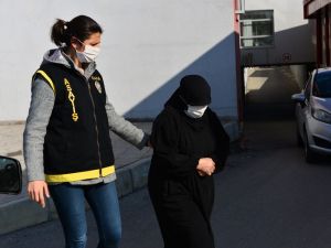 Uslanmaz Yankesici Yaşlı Kadın Tutuklandı