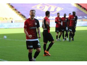 Süper Lig: Gaziantep Fk: 3 - Aytemiz Alanyaspor: 1 (Maç Sonucu)