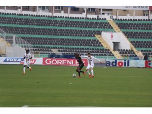 Süper Lig: Denizlispor: 0 - Mke Ankaragücü: 0 (Maç Devam Ediyor)