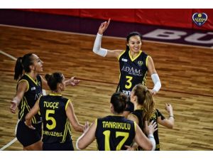Adam Voleybol Galibiyetle Kapattı