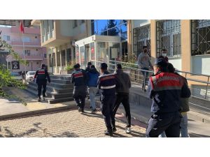 Korona Testi Yapmak İçin Geldiklerini Söyleyip, Yaşlı Kadının Ziynet Eşyalarını Gasp Ettiler