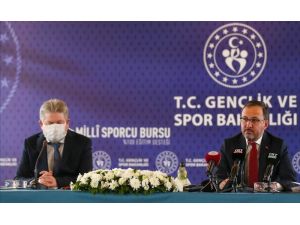 Gençlik Ve Spor Bakanlığı İle Özel Öğretim Derneği Arasında Sporcu Bursu Protokolü İmzalandı