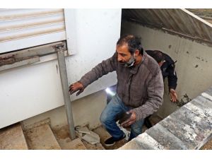 Duman çıkan depodan kömür gibi çıktı, gazetecilere demediğini bırakmadı