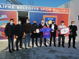 Altay’dan Silifke Belediyespor’a Marş