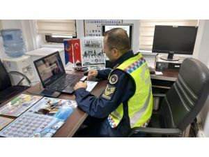 Dörtyol’da Jandarmadan Öğrencilere Online Trafik Eğitimi