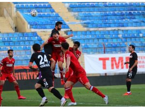 Tff 1. Lig: Adanaspor: 1 - Boluspor: 2 (İlk Yarı)