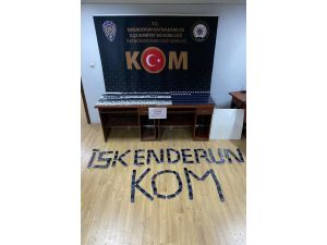 Hatay’da 699 Kaçak Cep Telefonu Ele Geçirildi