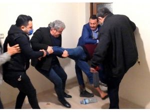 Sevdiği Kızla Evlenemeyen Genç Dokuzuncu Kattan Atlamak İstedi