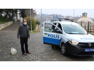 Alkollü Vatandaşın Bayrak Nöbeti Kısa Sürdü