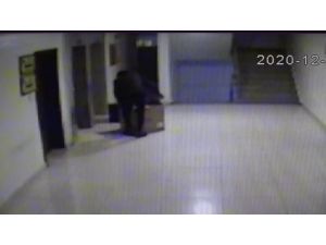 Rahat Hırsızlar Önce Kameralara Sonra Polise Yakalandı