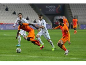 Süper Lig: Konyaspor: 1 - Galatasaray: 1 (İlk Yarı)