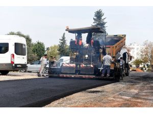 Muratpaşa’da yol yenileme çalışmaları