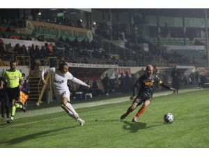 Süper Lig: Aytemiz Alanyaspor: 1 - Kasımpaşa: 2 (İlk Yarı)