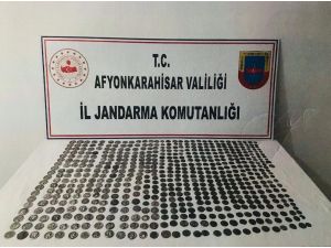 Poşette Taşıdıkları 594 Adet Tarihi Sikke İle Yakalandılar