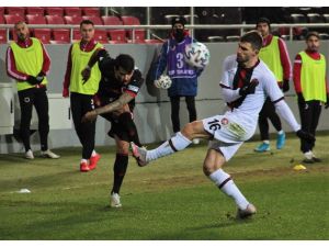 Süper Lig: Gençlerbirliği: 1 - Fatih Karagümrük: 3 (Maç Sonucu)