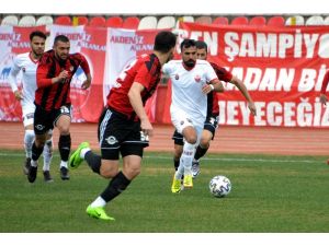 Misli.com 2. Lig: Kahramanmaraşspor: 2 - Çorum Fk: 3