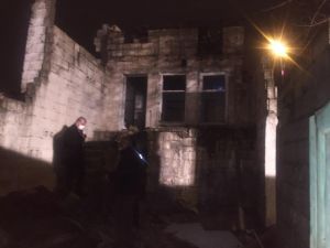 Gaziantep’te Metruk Bina Çöktü: Yaralılar Var