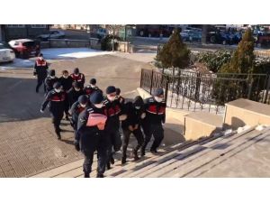 Çalıştıkları Fabrikadan 25 Ton Yakıt Çalan İşçiler Serbest Bırakıldı