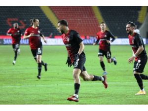 Süper Lig: Gaziantep Fk: 1 - Hatayspor: 0 (İlk Yarı)