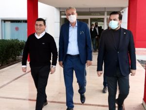 Mustafa Yılmaz’ın Antalyaspor A.ş. Genel Kurulu Öncesi Yoğun Görüşme Trafiği
