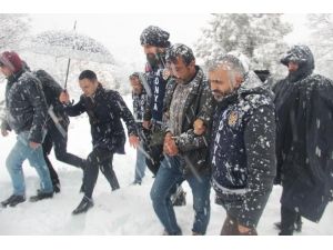 Cesedi Gömdükleri Yeri Gösterdi, ‘Bana Bu İş Zorla Yaptırıldı’ Dedi