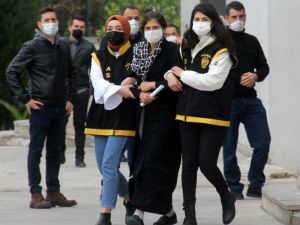 Tarsus’tan Adana’ya Pazara Geldiler Cep Telefonu Çaldılar