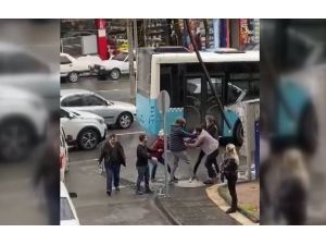 Borçlu Olduğu Kadına Çantasını Kaptırdı