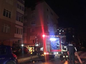 Anne-kız Yangında Hayatını Kaybetti
