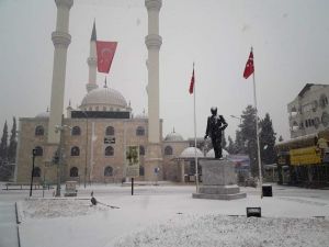 -Korkuteki beyaza büründü