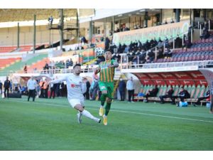 Süper Lig: Aytemiz Alanyaspor: 2 - Dg Sivasspor: 0 (İlk Yarı)