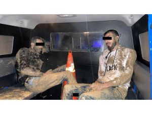 Sınırdan Uyuşturucu Geçirmeye Çalışan 2 Kişi Yakalandı