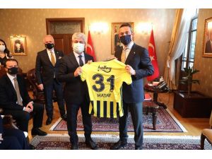 Fenerbahçe Yönetimi Hatay Valisi’ni Ziyaret Etti