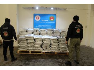 Kapıkule’de Yabancı Plakalı Tırda 230 Kilo Uyuşturucu Ele Geçirildi
