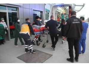 Yeğenini Tabancayla Vurarak Yaraladı