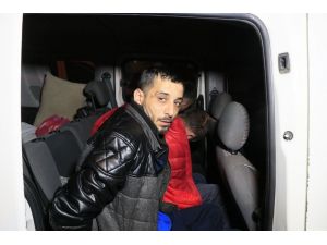 Sokağa Çıkma Kısıtlamasından Ceza Yememek İçin Kaçtılar, 12 Kilometre Sonra Yakalandılar