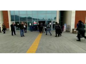 Katarlı İş İnsanını Rehin Alıp Fidye İstediler