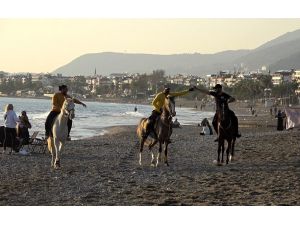 Alanya’da at üstünde deniz keyfi