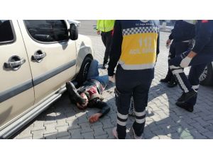 Ehliyet İsteyen Polise Bayılma Numarası Yaptı