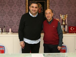 Ankaraspor, Ümit Özat’la Anlaştı