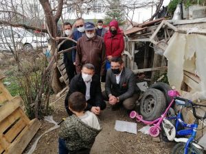 Kaymakam Cimşit ve Başkan İşlek’ten evi yanan aliye yardım sözü