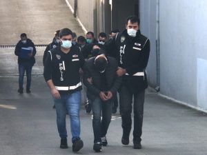Silah Kaçakçılarından "Koleksiyoneriz" Savunması