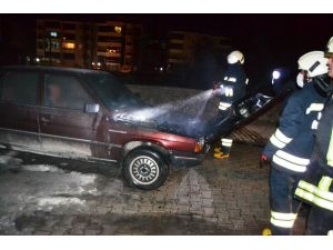 Konya’da Seyir Halindeki Lpg’li Otomobilde Yangın