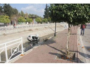 Aracıyla Kanala Düşen Kadın Yaralandı