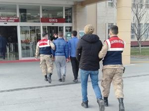 Kahramanmaraş’ta Silahlı Gasp Yapan 2 Kişi Tutuklandı