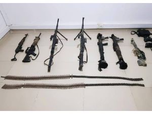 Msb: "İnsanlık Düşmanı Terör Örgütü Pkk’nın, Sivil Vatandaşlarımızı Canice Şehit Ettiği Gara’daki Mağarada Teröristlere Ait Pek Çok Silah Ve Mühimmat Ele Geçirildi."