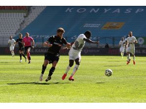 Süper Lig: Konyaspor: 0 - Denizlispor: 0 (İlk Yarı)