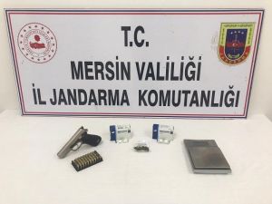 Evinde Uyuşturucu İle Yakalandı