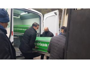 7 Aylık Hamile Kadın Evinde Ölü Bulundu