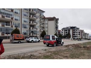 Arazi Aracı İle Geziye Çıkan 4 Genç Mahsur Kaldı: 2 Kişi Yaralandı