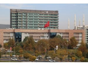Kız Kardeşini 18 Yerinden Makasla Yaralayan Ağabeyi Mahkeme Affetmedi
